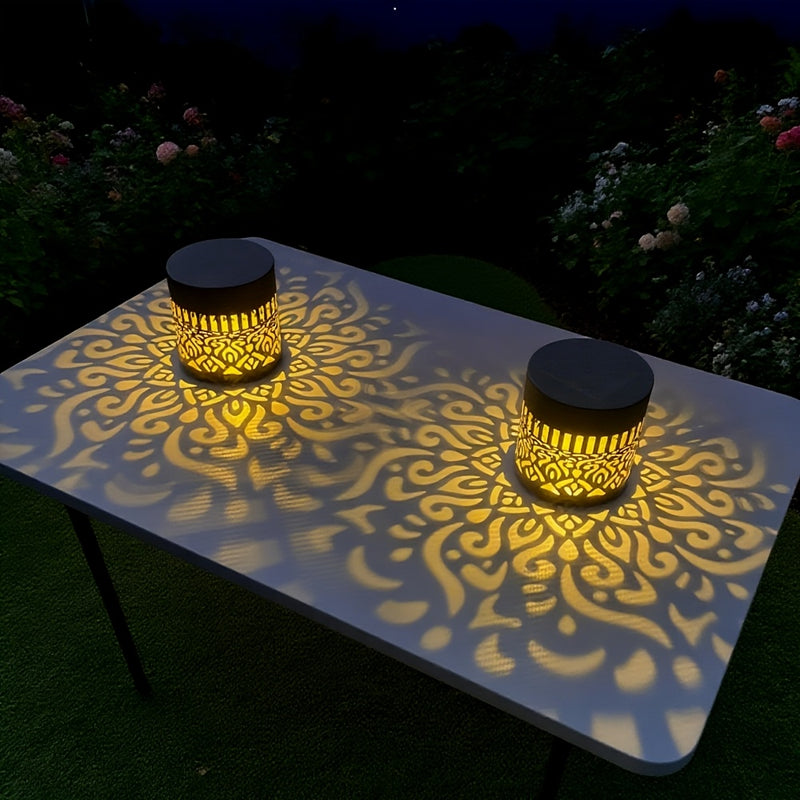 1/2 piezas de luz solar exterior para pared, lámpara LED amarillo cálido, luz de valla de metal con tema solar, adecuada para jardín, patio, balcón, villa, puerta, iluminación de paisaje eficiente en energía
