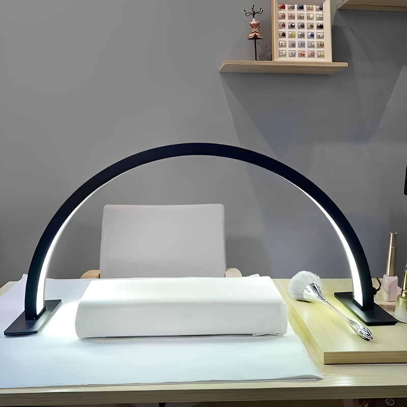 Linterna LED en forma de media luna, luz de relleno U con cuerpo metálico alimentado por USB, ideal para la industria de belleza, manicuras y extensiones de pestañas. Equipo profesional de belleza plug-and-play