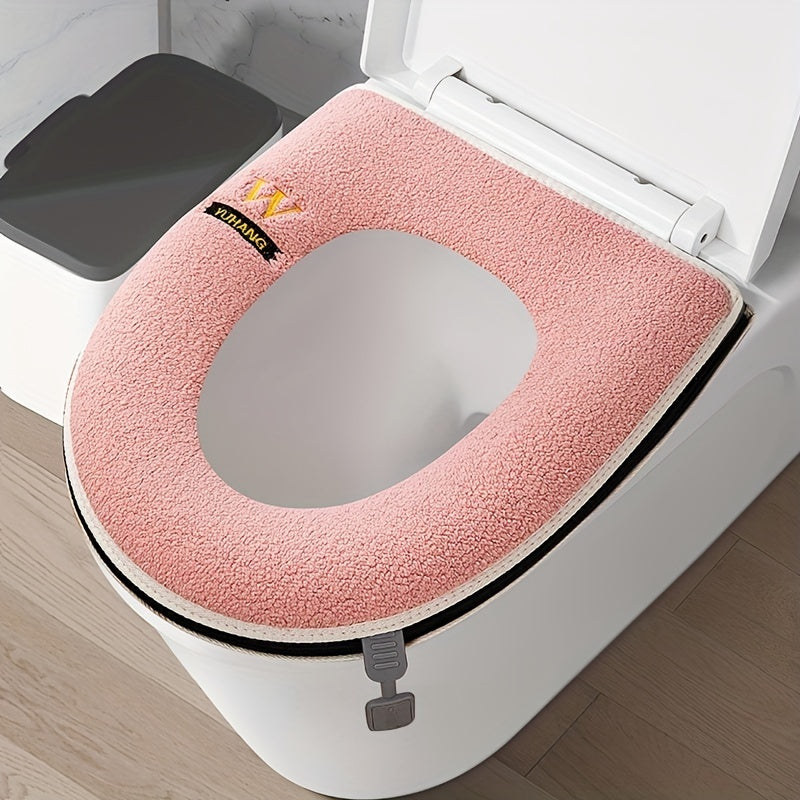 1 pieza, funda de cojín de asiento de inodoro reforzado, alfombra de felpa gris con logotipo "W", compatible con todos los inodoros, accesorio de baño cómodo, funda de cojín de asiento de inodoro.