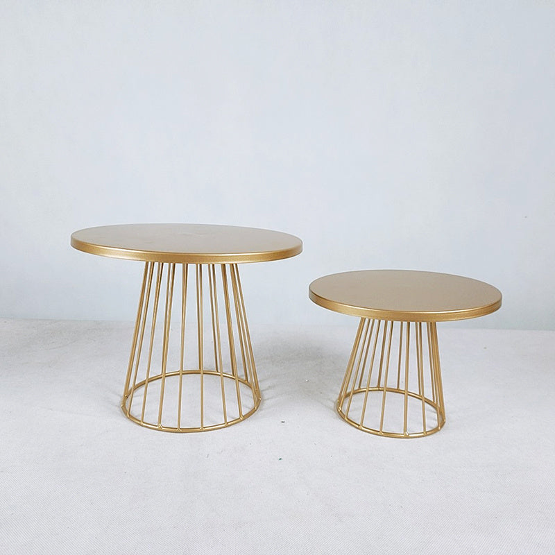Soporte para Tartas de Metal Dorado de 2 Niveles 20cm/7.87in & 25cm/9.84in - Bandeja Decorativa Segura para Alimentos en Hierro Pulido, Ideal para Cupcakes, Pasteles y Eventos - Diseño Festivo, Construcción Duradera, Perfecto para Bodas, Cumpleaños y Hog