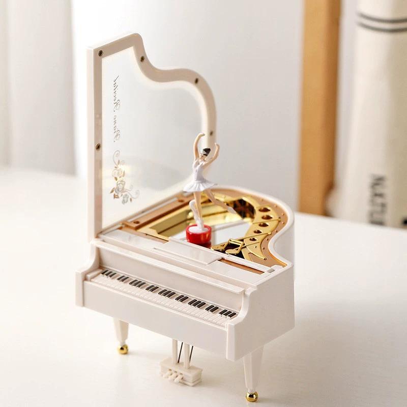 Caja de música con forma de piano, regalo creativo para amigos o pareja, cumpleaños, caja de música giratoria para niña