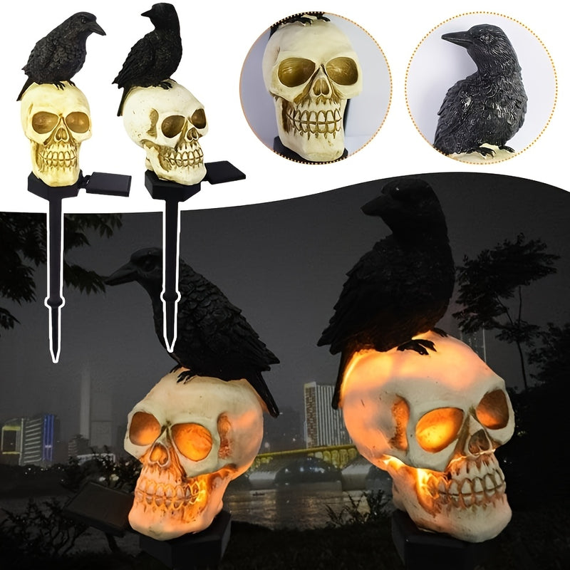 Decoración Gótica de Halloween con Energía Solar - Lámpara Colgante o Independiente para Exterior/Interior con Calavera Brillante, Panel Solar Desmontable, Encendido/Apagado Automático, Sin Control Remoto - Iluminación Espeluznante para Patio, Jardín o F