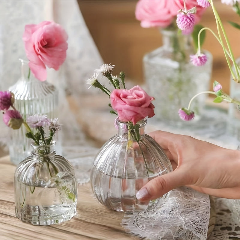 Juego de 10/20/25/30 Jarrones de Vidrio Transparente con Relieve para Arreglos Florales, Adecuado para Decorar Bodas, Escritorios de Oficina, Salas de Estar, Cocinas, Mesas de Comedor, Fiestas, Decoraciones para Cenas a la Luz de las Velas