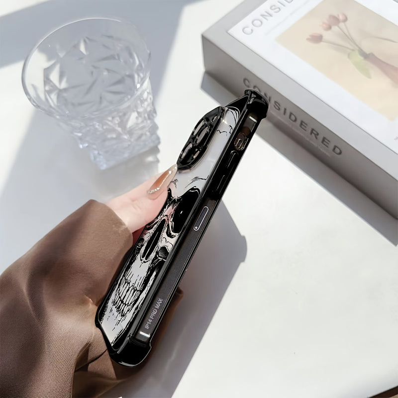 Un aterrador estuche de teléfono con calavera negra adecuado para modelos de for iphone 16, 15, 14, 13, 12, 11 Pro Max, X, XR, XS Max, 8 y 32 Plus, con un respaldo transparente suave para proteger contra caídas