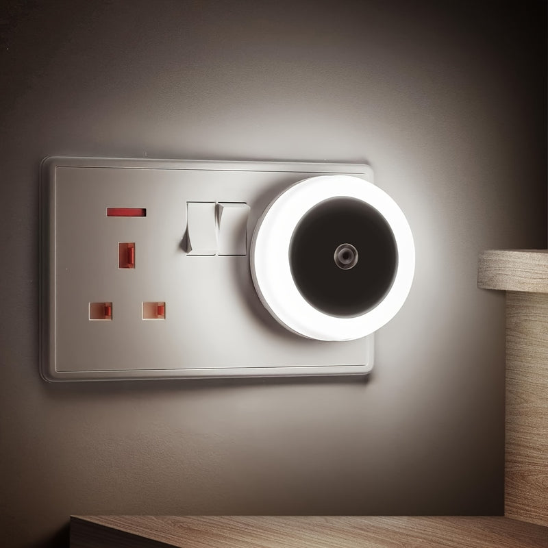 1 lámpara LED inteligente para la noche, luz nocturna para enchufar en la pared, se enciende y apaga automáticamente, ideal para dormitorio, baño, pasillo y cocina