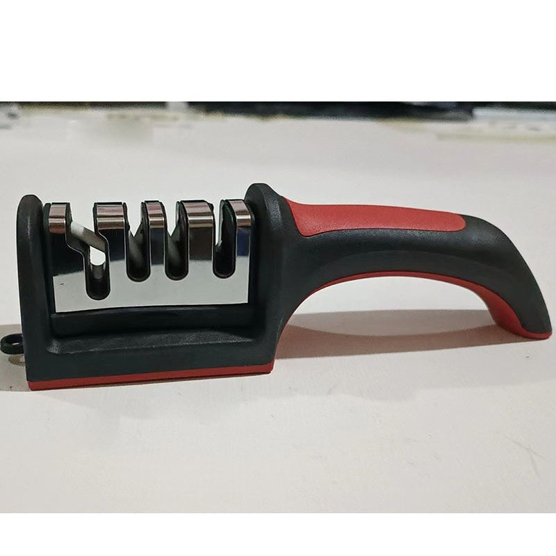 Afilar cuchillos manual de 3 etapas con mango rojo y negro - Acero inoxidable duradero para uso doméstico, esencial de cocina, estación de afilado de cuchillos | Herramienta de cocina moderna | Construcción duradera, afilador de cuchillos para el hogar