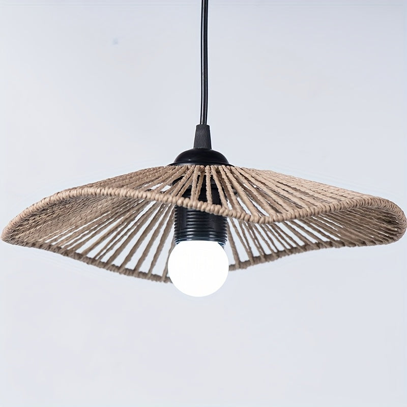 Sombrilla de lámpara tejida, adecuada para restaurantes, bares y casas de té estilo Zen. Presenta una forma artística de sombrero de paja, aportando un adorno luminoso creativo y retro