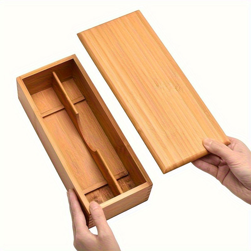 Un contenedor de almacenamiento de cubiertos con tapa - un organizador de cocina conveniente para palillos, tenedores y cucharas, con un diseño de madera de dos secciones, un portacubiertos portátil.