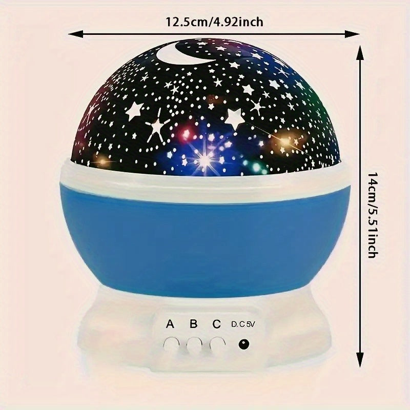 Un proyector que muestra un cielo estrellado, con luna y estrellas, funciona mediante USB, tiene una lámpara que gira 360°, ofrece varias opciones de color y es perfecto como regalo para adolescentes y adultos en diferentes celebraciones, ideal para deco