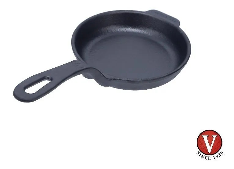 Sartén Pequeña De Hierro Fundido 12 Cm Victoria® Curado Color Negro