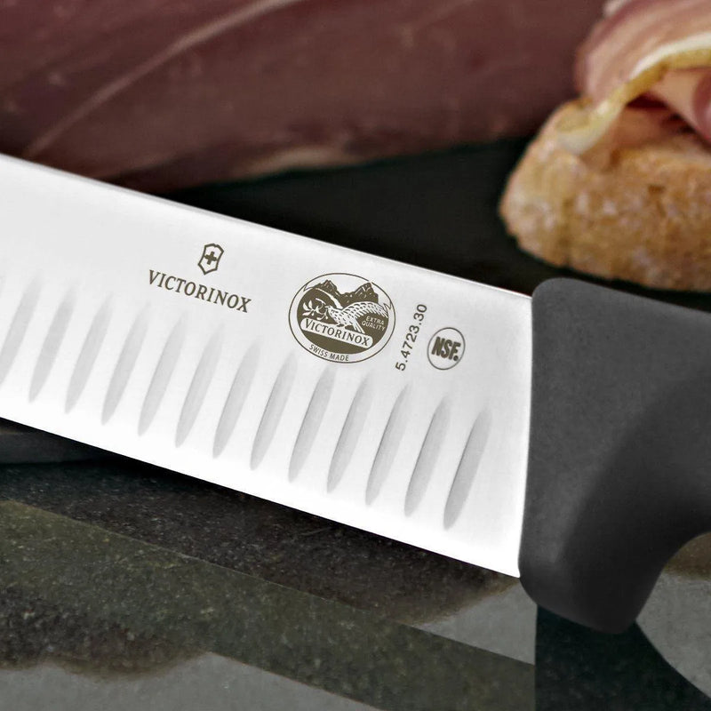 Cuchillo Victorinox Jamon Carnes Profesional Ondeado 30cm Negro