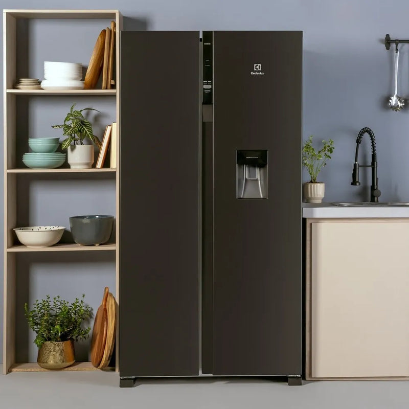 Nevecón Electrolux no frost side by side 528L inverter negroERSA53K3HVB