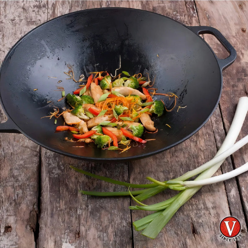 Sarten Wok 14 De Hierro Fundido Esmaltado Victoria Color Negro