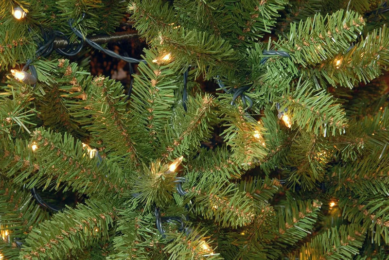 Árbol Artificial Preiluminado Kingswood 6.5 Pies