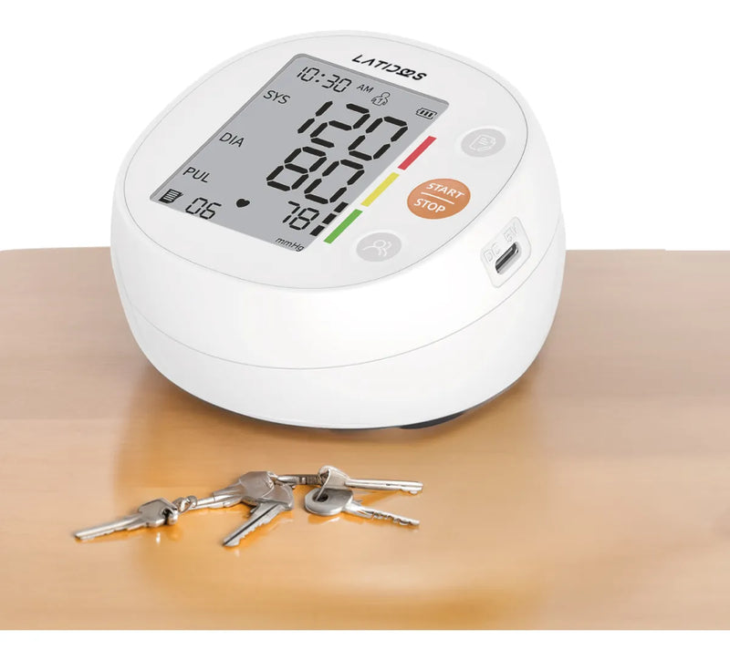 Tensiómetro Digital De Brazo Doble Usuario Gmd + Termometro Blanco