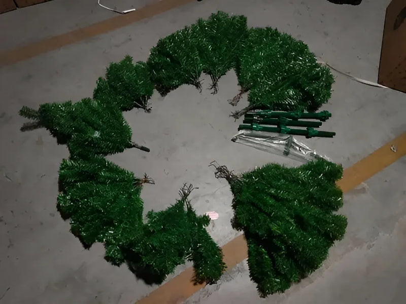 Arbol Pino De Navidad Verde 210cm Hoja Puntiaguda Artificial
