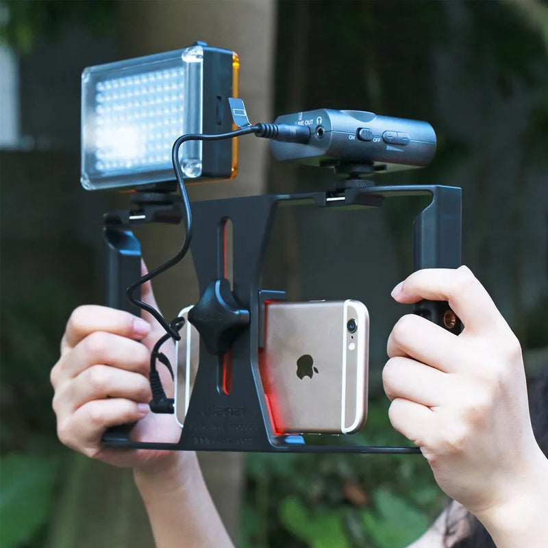 Micrófono inalámbrico de solapa Boya Bywm4 para smartphone y cámara, color negro