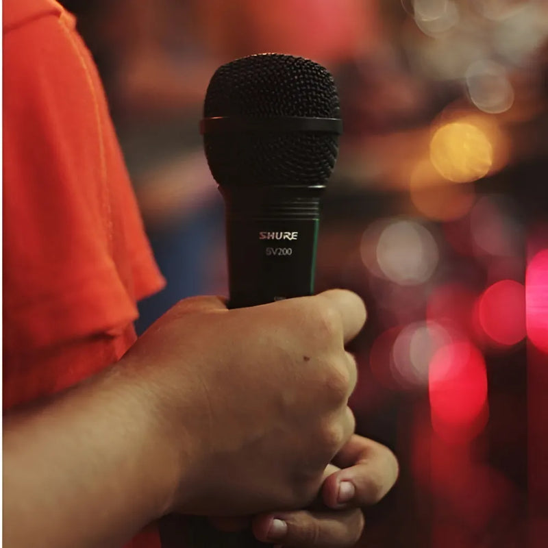 Micrófono Vocal Dinámico Shure Sv200 Color Negro