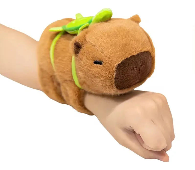 Peluche Pulsera Capibara 16cm Muñeco Juguete Brazalete Color Café