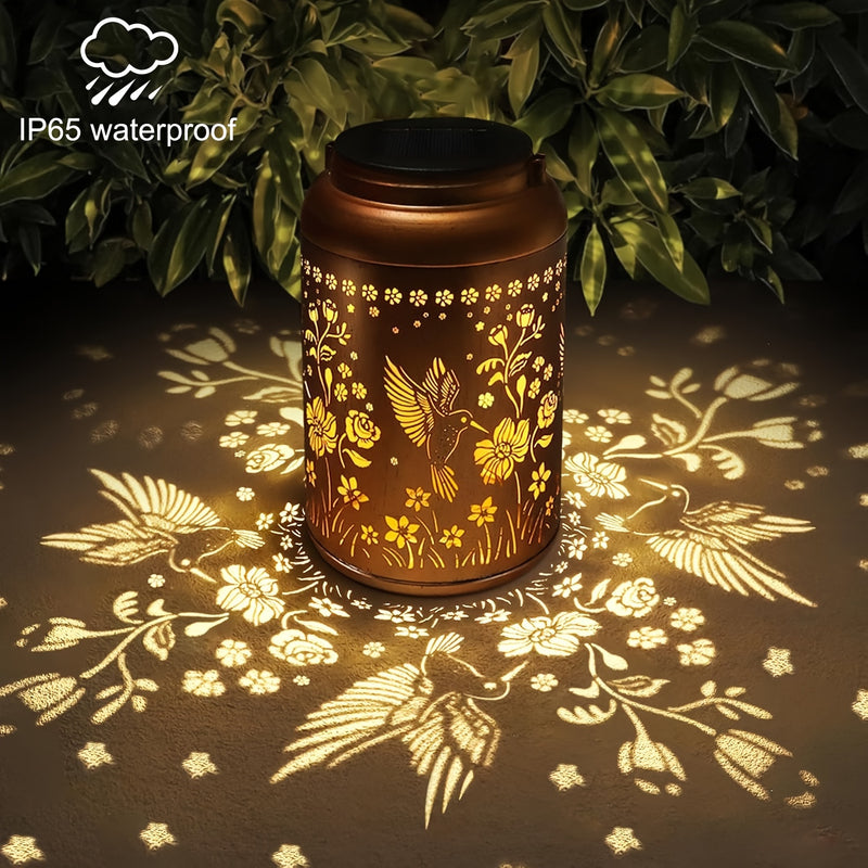 Luz solar para jardín en forma de colibrí - Decoración exterior perfecta, regalo ideal para mujeres, mamás y abuelas | Construcción duradera en metal con batería recargable de 600mAh