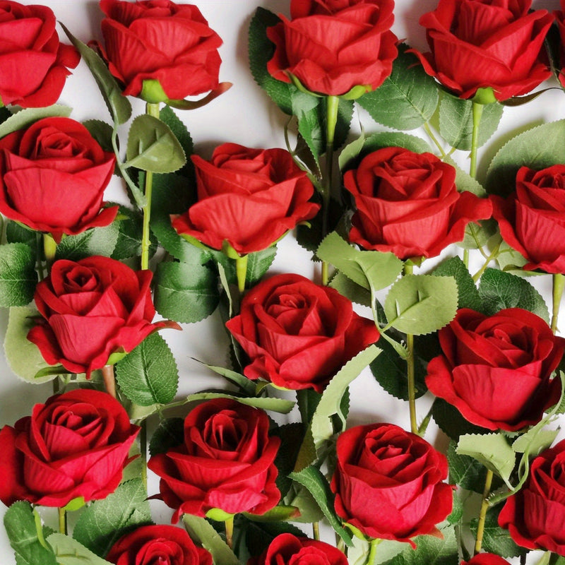 15 rosas artificiales rojas de textura aterciopelada con tallo, perfectas para decoración en San Valentín, Día de la Madre y Navidad | Ideal para decorar hogar, oficina, bodas y fiestas | Regalo romántico sin pilas ni energía requerida | Arreglo floral e