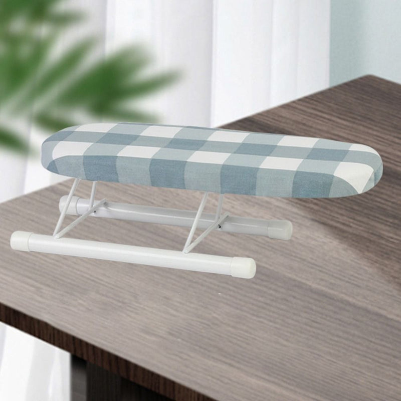 1 pieza de tabla de planchar ligera - Portátil, plegable, resistente al calor, cubierta de escritorio que ahorra espacio para planchar ropa, estilos de cuadros y flores, ideal para uso en casa y viajes, accesorio de planchado para viajes | Tabla de planc