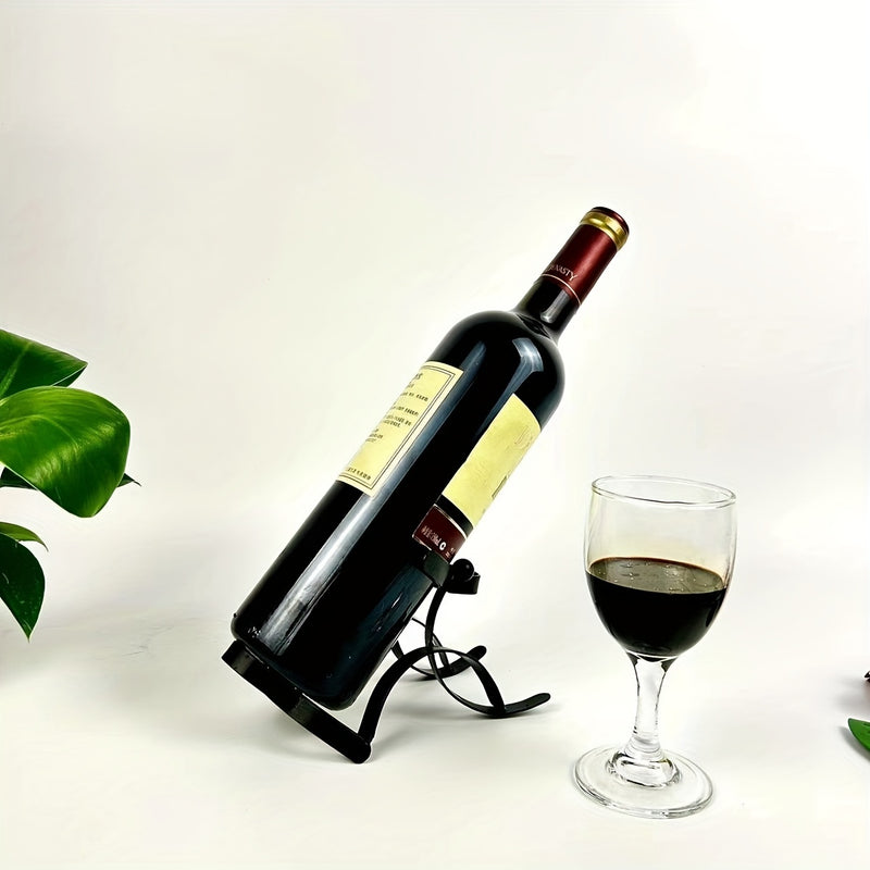 1pc Soporte de vino de mesa de diseño de perro de hierro creativo, soporte de exhibición de una sola botella para decoración del hogar y la sala de estar, soporte de vino de estilo mecánico único con función de filas de exhibición