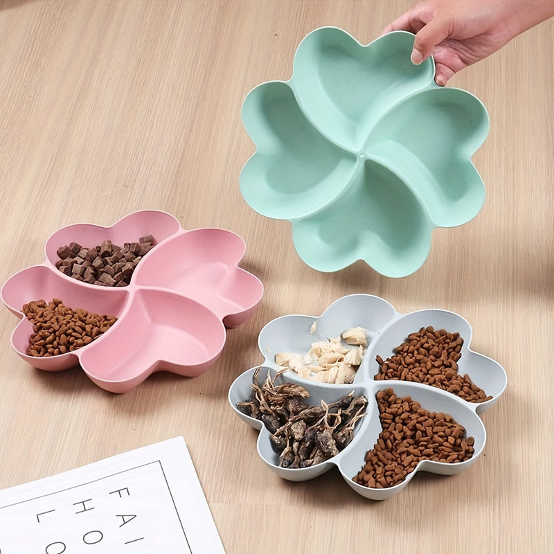 Bandeja de servir con forma de corazón de 4 secciones YUHUPHYLLIC, plástico seguro para contacto con alimentos, versátil para Navidad, Halloween, Pascua, Hanukkah - Ideal para aperitivos, postres, condimentos, bocadillos, frutas, nueces, dulces, papas fr