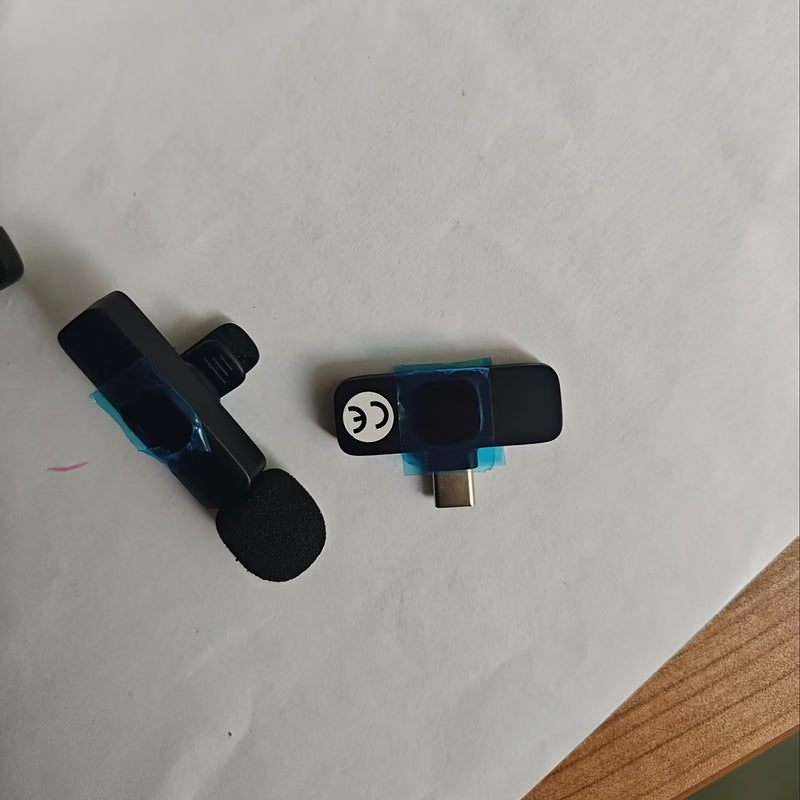 2 Piezas de Micrófono Tipo-C Plug-and-Play para iPhone, iPad y Android - Auto-Sincronización y Reducción de Ruido, Ideal para Grabaciones e Entrevistas. Compatible con Portátiles, Estuche Cargador Incluido, Mini Micrófono sin varillas con Clip