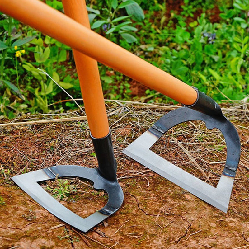 Una azada de acero portátil diseñada para desmalezar y suelto la tierra, haciendo que el jardinería sea más fácil y eficiente.