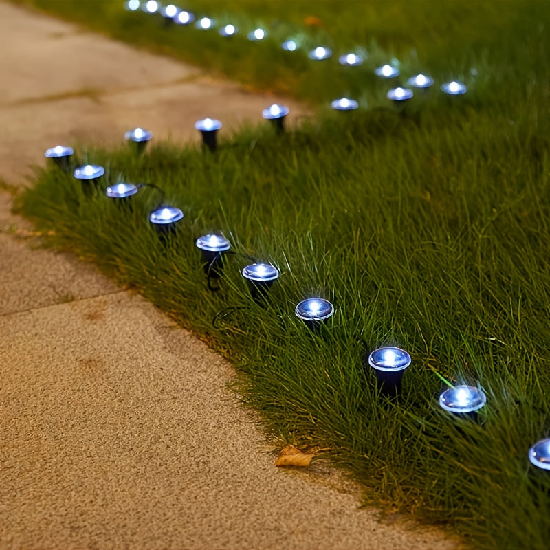 30pcs Luces Solares para Senderos Exteriores - Brillo Amarillo Cálido, Luces de Estaca de Plástico Adecuadas para Céspedes, Jardines y Decoraciones de Villas, Iluminación Ambiental Navideña, Lámparas Solares para Exteriores