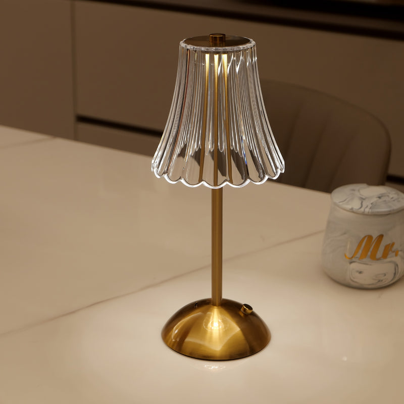 1pc Lámpara de Mesa Metálica Elegante con Control Táctil y Batería Recargable USB - Iluminación Ambiental Ajustable, Acabado en Latón Pulido para Sala de Estar, Dormitorio, Estudio, Comedor y Bar, Lámpara de Mesa Recargable