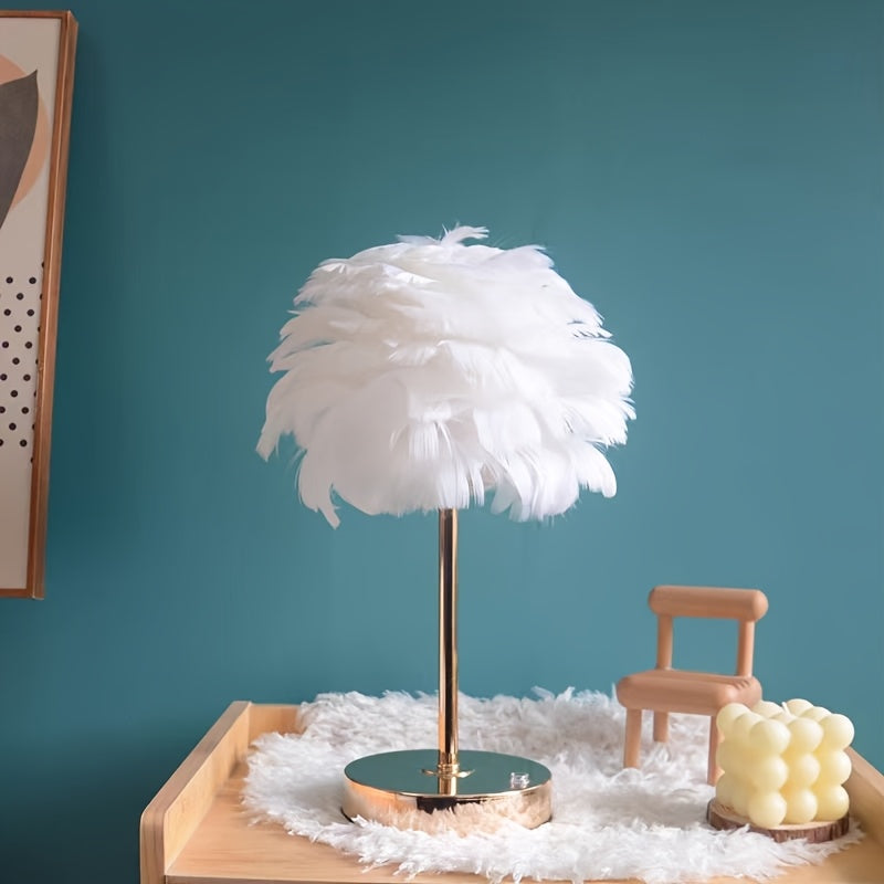 Linterna de plumas artificiales estilo bohemio con base dorada de lujo ligero + lámpara de escritorio USB regulable, tono cálido y romántico en crema, decoración creativa DIY para chicas, iluminación festiva, regalo ideal, ambientador hogareño - perfecta