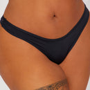 Ligera como una pluma tanga de microfibra - Negro