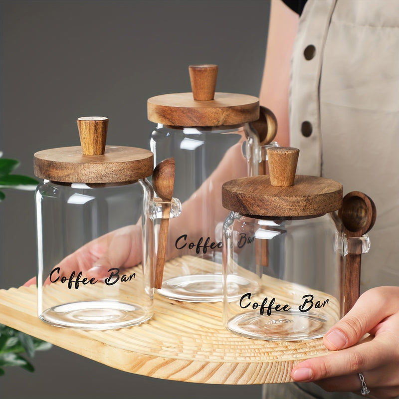 Contenedores hechos de vidrio para guardar artículos como café, té, granos, bocadillos y kimchi.