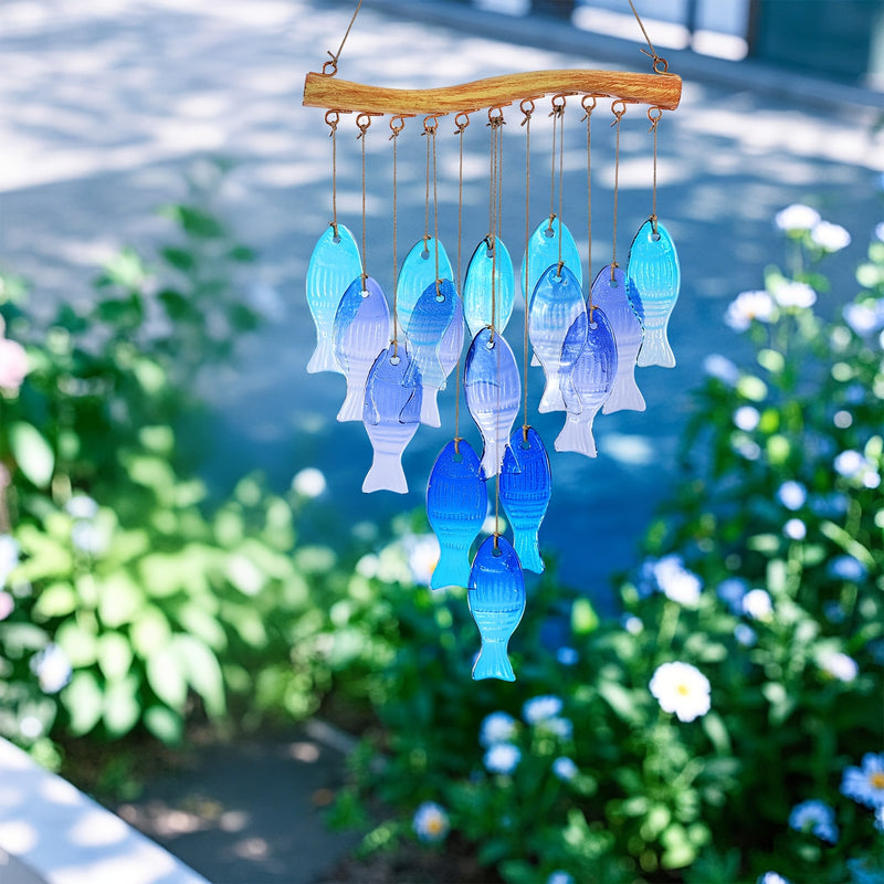 Campanilla de Viento de Pescado de Vidrio Azul Hecha a Mano - Gran Decoración Colgante para Exteriores/Interiores con Pez Esférico Vibrante, Sin Necesidad de Electricidad para Jardín, Patio, Fiestas en la Playa, Bodas y Festividades (Halloween, Navidad,