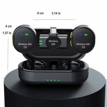 Microfono Inalámbrico Clip-On EVISTA con Reducción de Ruido, Alcance de 304.8 metros y Batería de 24 Horas – Estuche de Carga USB-C, Grabación con Un Solo Clic, Ideal para Streaming y Podcasting, Accesorio de Streaming | Diseño Elegante en Negro | Audio