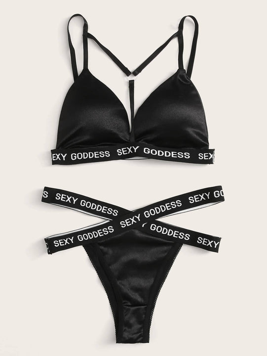 Set de lenceria harness con cinta con letra