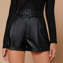 Prive Shorts PU con cinturon con hebilla fruncido delantero
