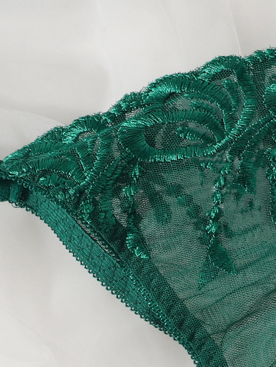 Set de lenceria con aro con malla con bordado