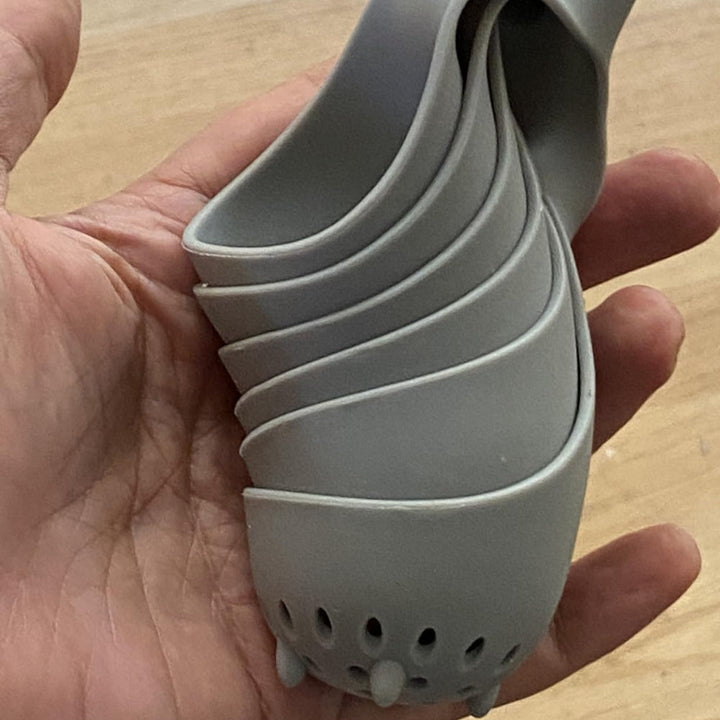 Vaporera de Silicona para 6 Huevos, Poacher Resistente a Altas Temperaturas con Drenaje y Asa, Herramienta de Cocina Flexible Lavable, Soporte para Hacer Huevos en la Cocina, Estante de Silicona Independiente | Utensilio Moderno de Cocina | Sujeta Huevos