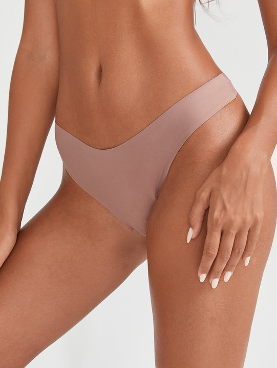 Tangas unicolor invisible microfibra