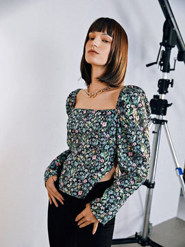 Top de lechera de cuello cuadrado floral de manga farol