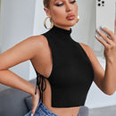 Top de punto de cuello alto con nudo lateral