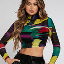 SXY Top con estampado de pincelada de cuello alzado de malla