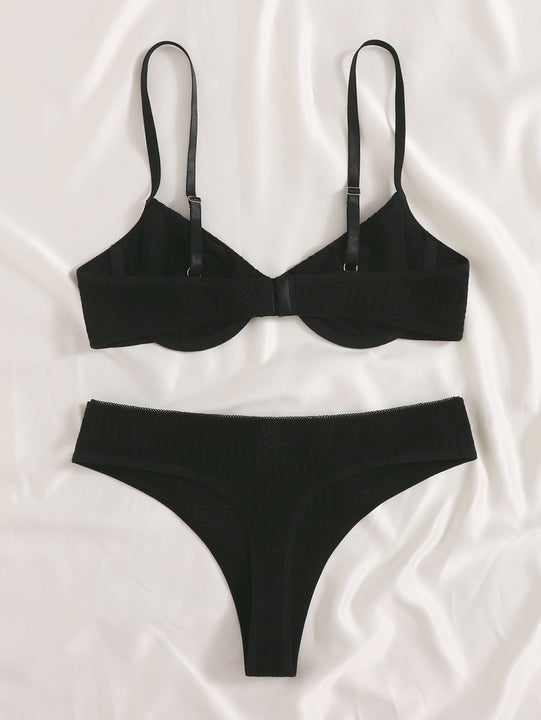 Set de lenceria unicolor con textura con aro