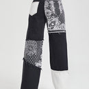 Jeans tipo boyfriend con estampado de paisley con estampado de retazo