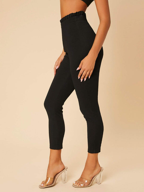 PETITE Pantalones ajustados de cintura con volante recortado