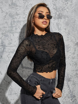 Prive Top corto de cuello alto ribete en forma de lechuga con estampado de figura