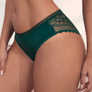 Lenceria De Encaje Con Detalles De Contraste En La Ropa Interior